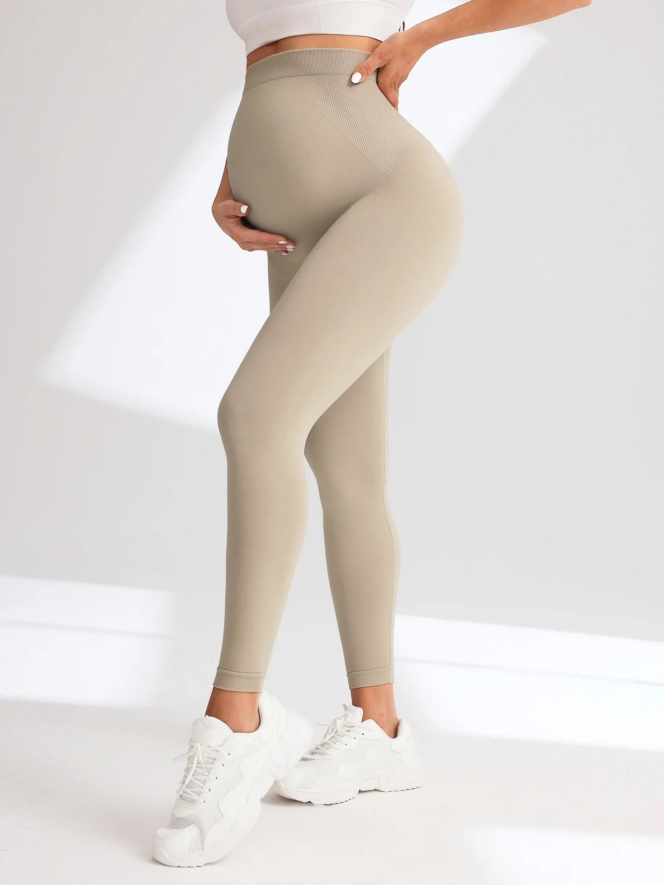 Leggings Sans Coutures pour Femmes Enceintes – Grossesse Confort & Liberté de Mouvement